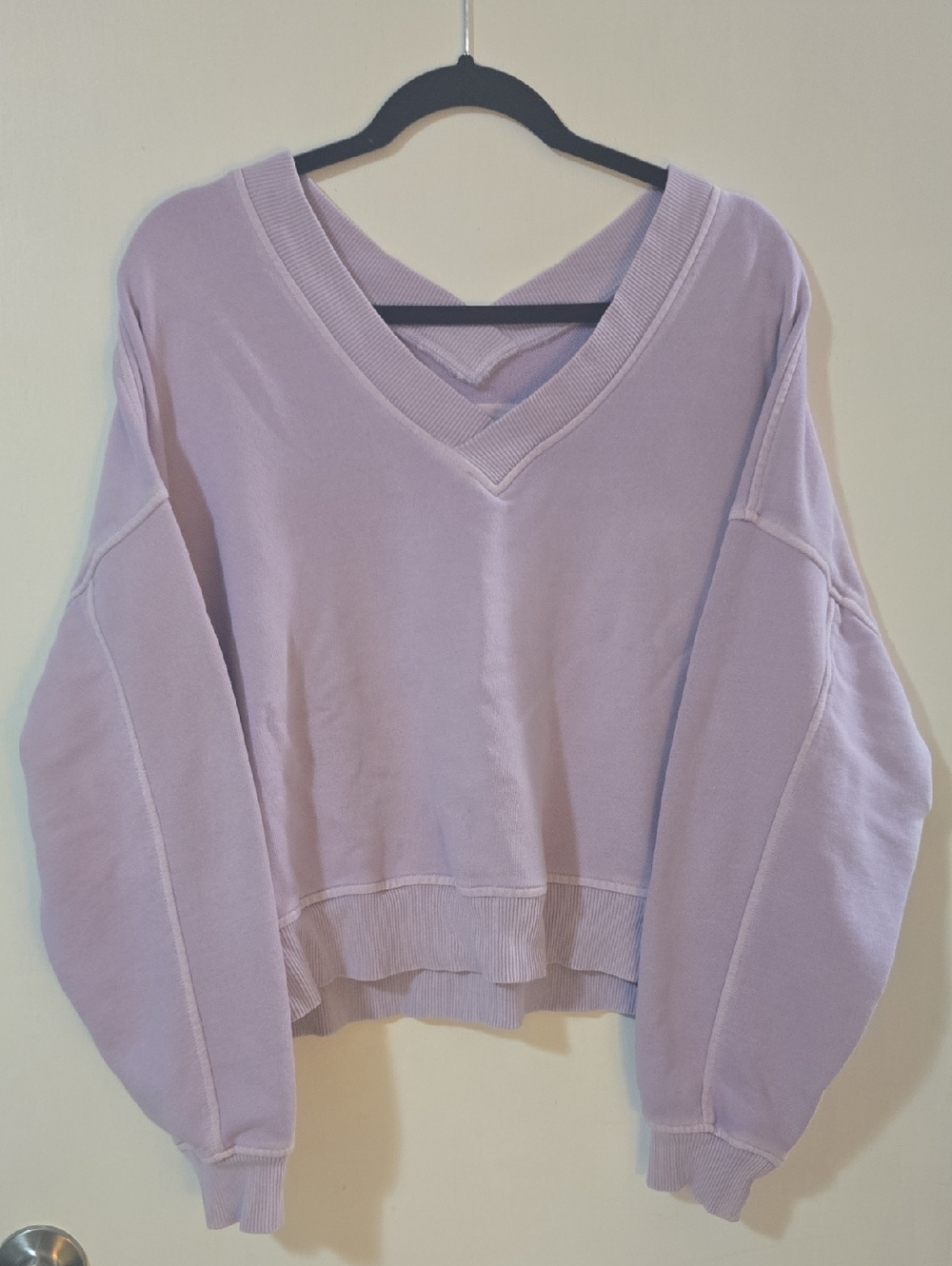 aerie Lavender V-Neck Cropped Sweatshirt